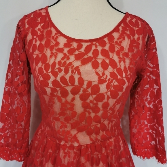 Free People Red Floral Embroidered Mesh 3/4 Sleeve Mini Dress - Sz 2 - Picture 4 of 10